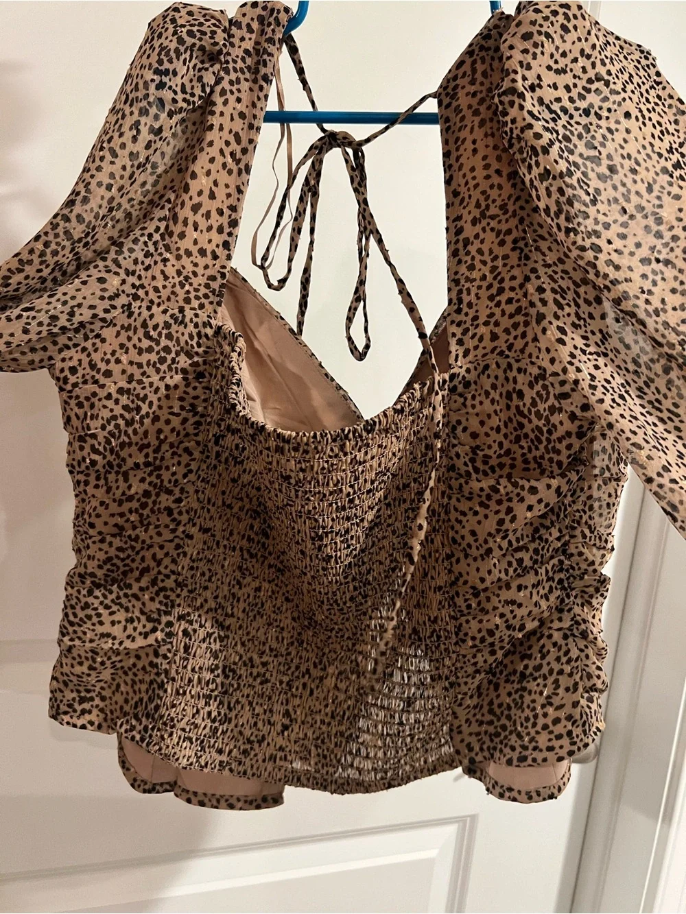 Astr Leopard Print Puff Sleeve Tie-Back Blouse in Tan and Black